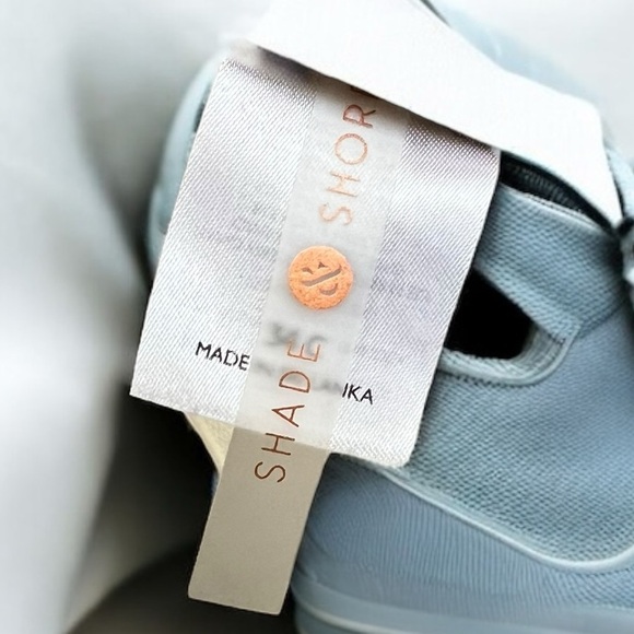 🌻NWOT Shade & Shore light blue Twist-Front keyhole Bikini Top Size 34C - Picture 7 of 9